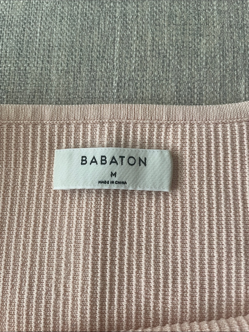 Babaton Ribbed Crop Top - Picture 2 of 3